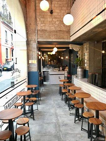 Cerveceria Lateral Candelaria Calle 12